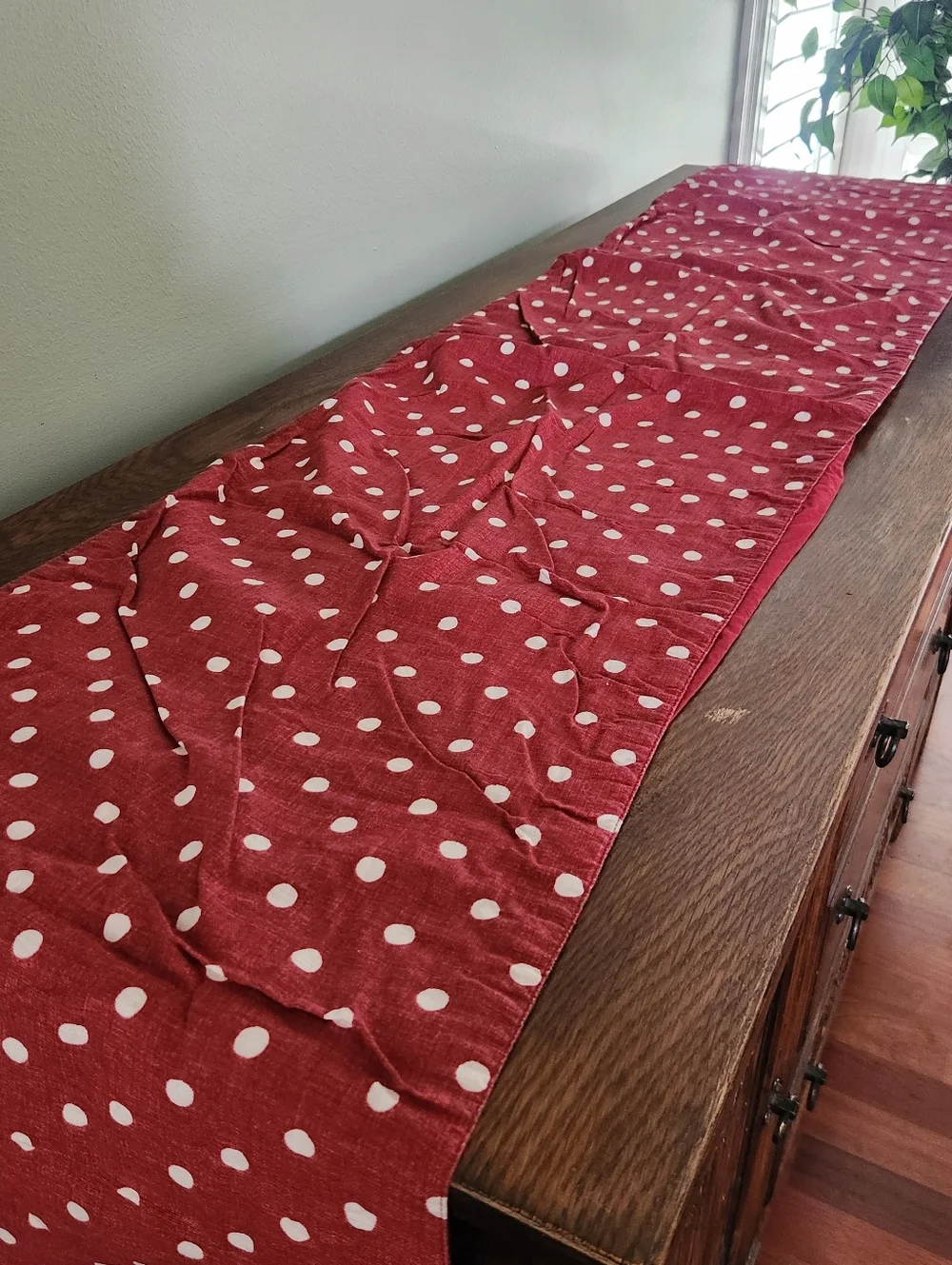 POTTERY BARN Table Runner Red Polka Dot 100% Cotton Home Decor 18 x 108